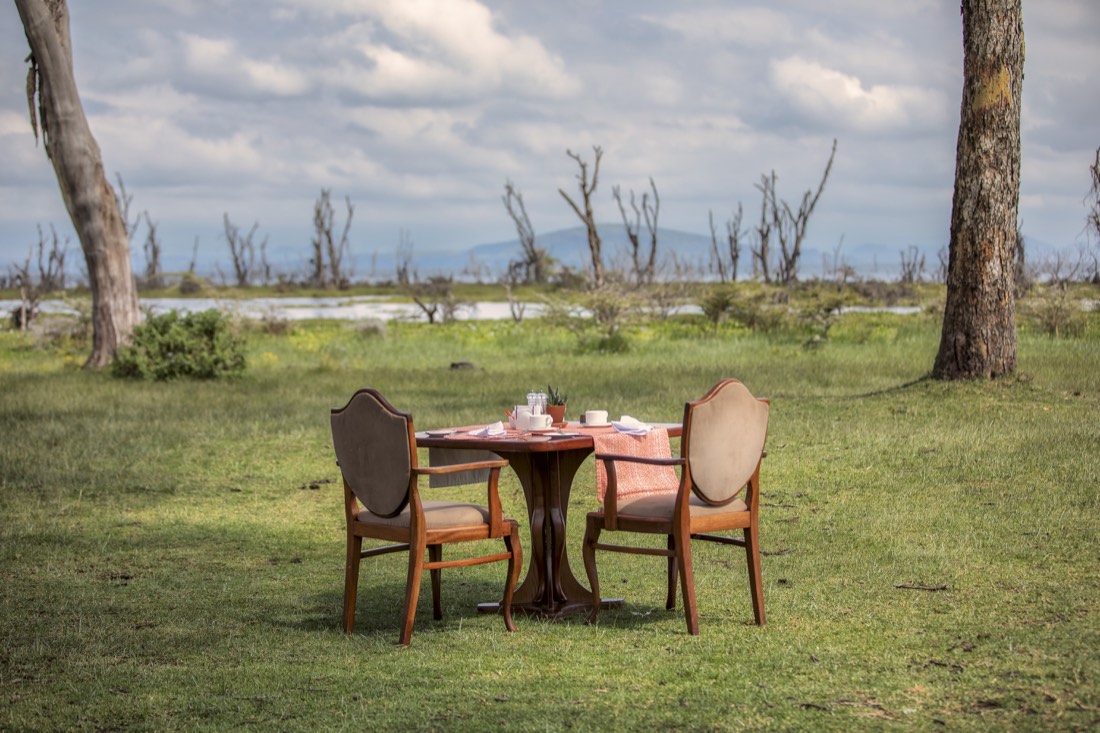 Breakfast by Lake Naivasha